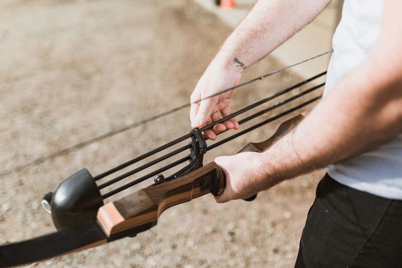 Archer preparing the recurve bow